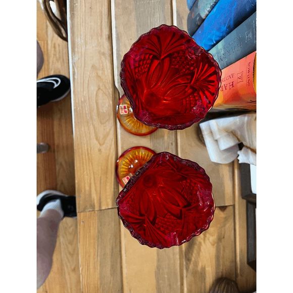 Two Vintage Viking Glass Amberina Bud Vase in Yesteryear Pattern Flared Scallope - Picture 2 of 9